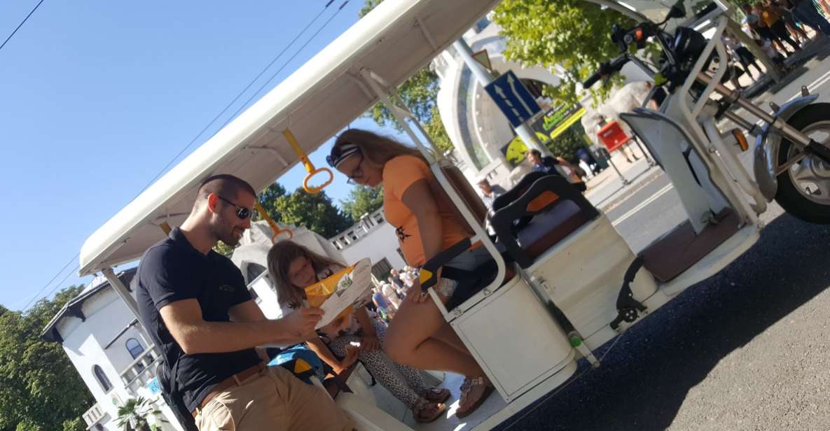 Budapest: Sightseeing Tour by Electric Tuktuk - Heroes’ Square and Vajdahunyad Castle: the city’s grand “welcome”