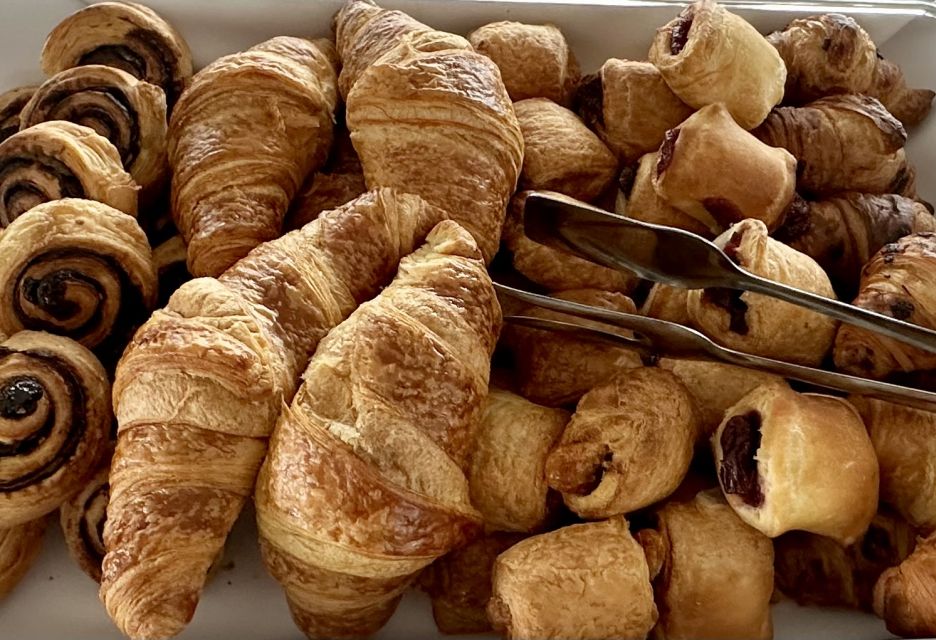 Budapest: Summer Brunch & Cruise with Prosecco or Cake - Common drawbacks to watch for (so you don’t get surprised)