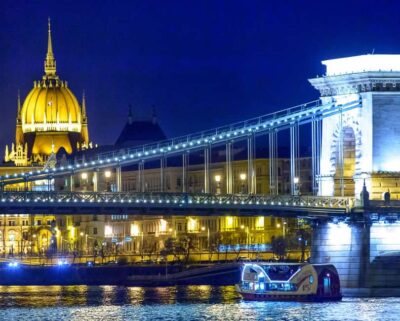 Budapest: Sunset Cruise with 2 Cocktails - Where to meet: Dock 11 by the Elizabeth Bridge