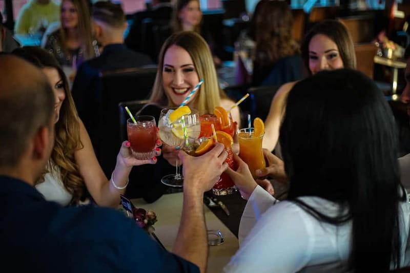 Budapest: Sunset Cruise with 2 Cocktails - The lights-and-landmarks route: what you’ll actually see
