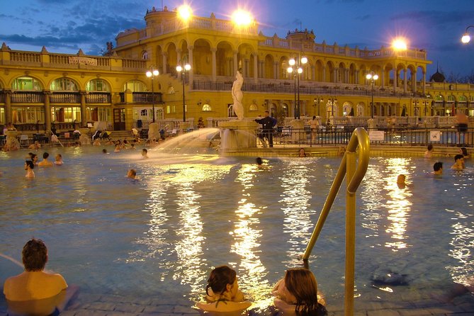 Budapest Széchenyi Spa with Danube Cruise and Optional Dinner - Optional dinner onboard: good for convenience, check your expectations on quality