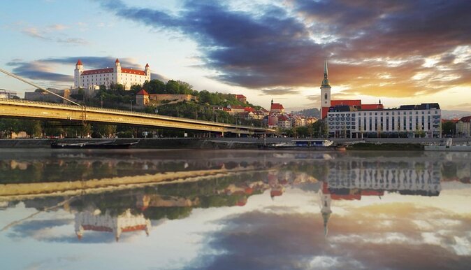 Budapest to Bratislava Costumizable Private Day tour with lunch - What Makes This Budapest-to-Bratislava Day Trip Worth the Money