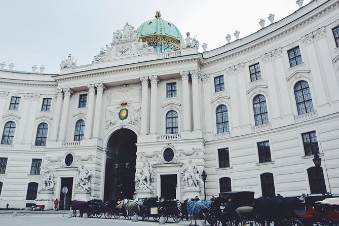 Budapest to Vienna Private Costumizable Day Tour with Lunch - Price and logistics: what you’re really paying for