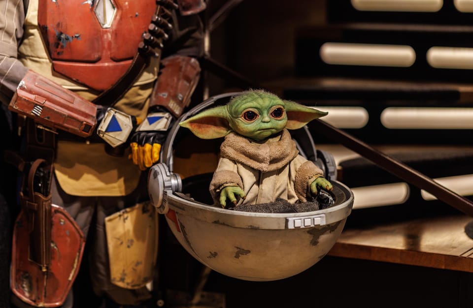 Budapest: Travelling Galaxy Star Wars Interactive Exhibition - How the Droids and Centerpiece Villain Change the Feel of the Room