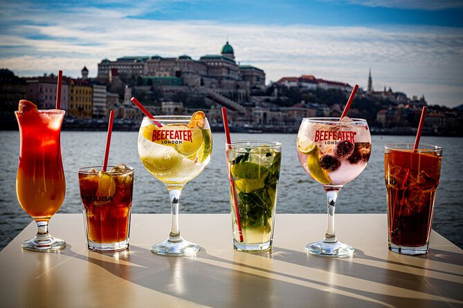 Budapest Unlimited Prosecco and Wine Cruise Day or Sunset Option - Who should book this sunset Prosecco cruise?