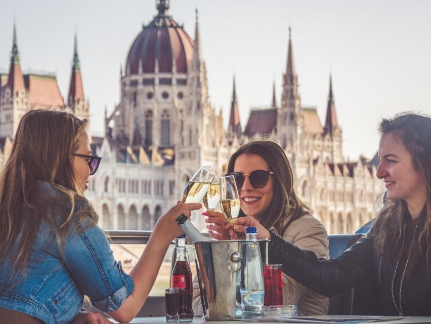 Budapest: Unlimited Prosecco and Wine Sightseeing Cruise - Boarding at Dock #11: Finding Silverline and Getting a Good Seat