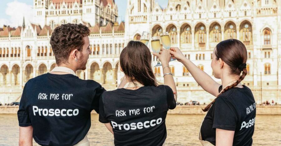 Budapest: Unlimited Prosecco, Beer and Aperol Spritz Cruise - Value for $28: are unlimited drinks worth it?
