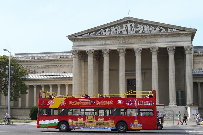 City Sightseeing Budapest Hop-On Hop-Off Bus and Boat Tour - Crowds and comfort: how to avoid losing your day