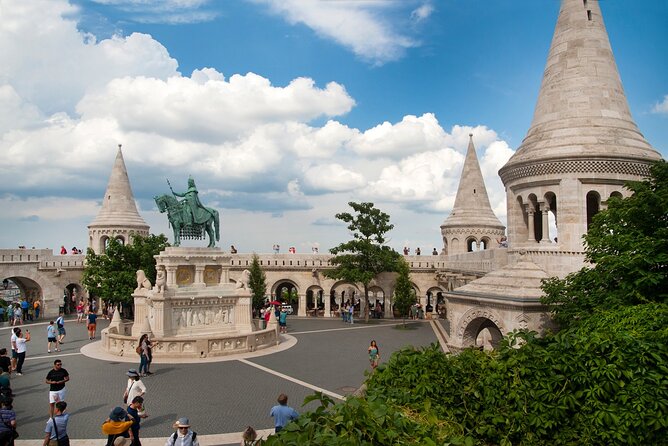 Essential Walking Tour - Buda Castle grounds and the panoramic terrace (the view payoff)