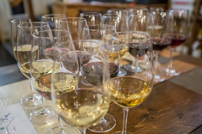 Evening Wine, Cheese, & Charcuterie Tasting in Budapest - Eight Hungarian Wines: How You Learn What You Taste