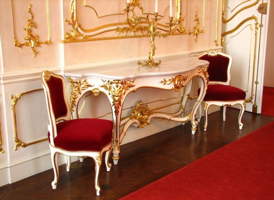 From Budapest: Gödöllő Royal Palace Tour - Languages and group experience: English and Spanish with possible mix