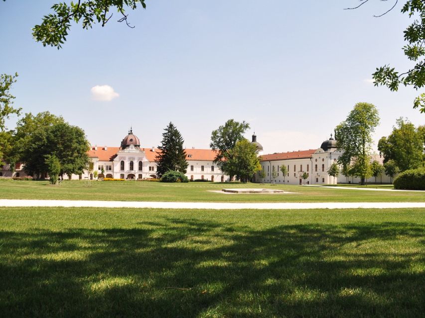 From Budapest: Gödöllő Royal Sissi Guided Tour - Getting the most from your guide: what “good” looks like on this tour