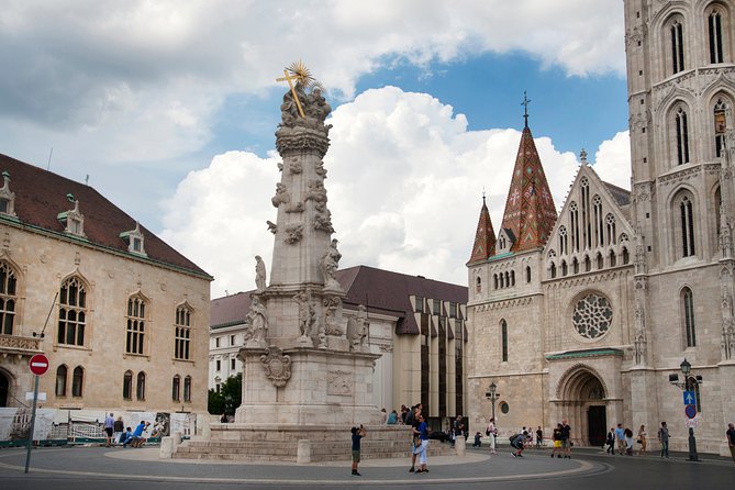 Guided Tour in Budapest Castle District - Stop 4: Matthias Church Outside Look, Then Optional Interior