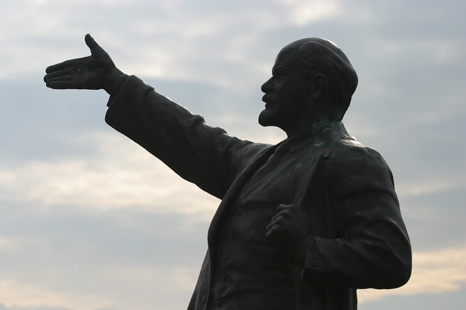 Guided Tour with Admission in Memento Park - Timing, Group Size, and Getting There Without Stress