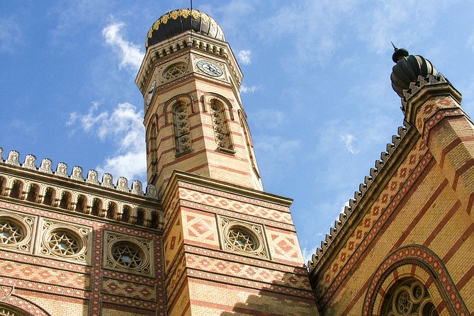 Jewish Heritage / Full tour - Meeting in central Budapest: where it starts and why it’s convenient