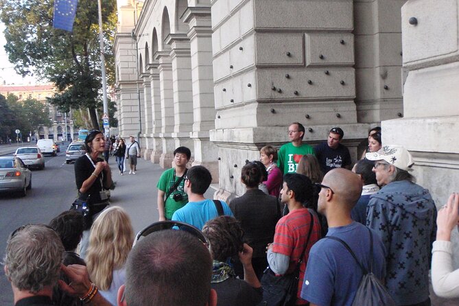 Lives of Hungarians Under Communist and Capitalist system - Fröccsterasz and Communist-era travel reality