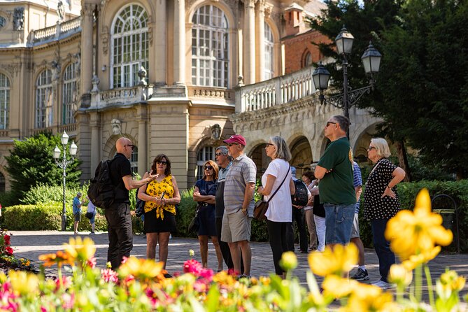 Private Buda Castle Walking Tour with Cake and Matthias Church - Why this Buda Castle tour feels calmer (it’s not a crowd fight)