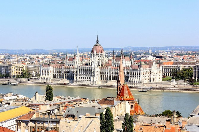 Private Budapest All In One Walking Tour with Strudel Stop - The Első Pesti Rétesház strudel stop: the break that changes the whole day