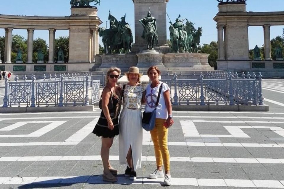 Private Custom Tour with Local Guide Budapest - How a private walking tour works in Budapest
