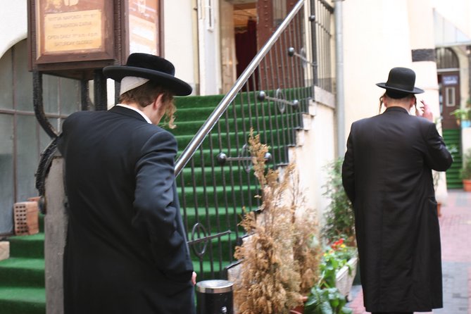 Private Jewish Heritage Tour including Hotel Pickup - Grand Tour Add-ons: Carl Lutz Park, Orthodox Quarter, Kazinczy Synagogue, and Kosher Cake