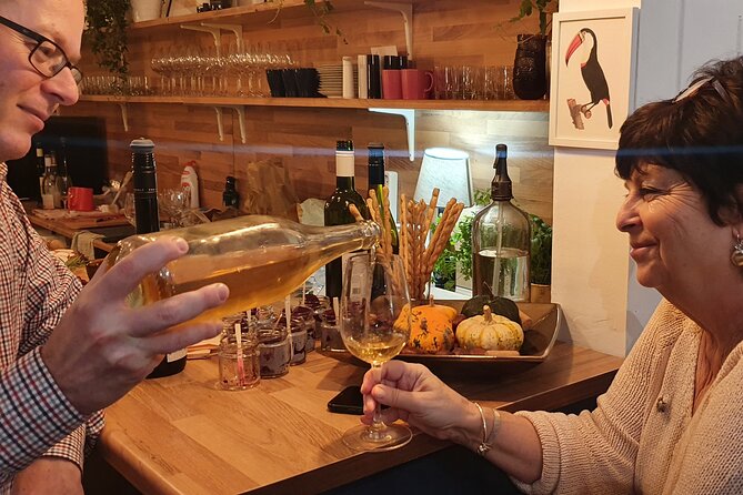 Private Wine Tasting in Budapest - Hungarian wine in Budapest, explained one glass at a time