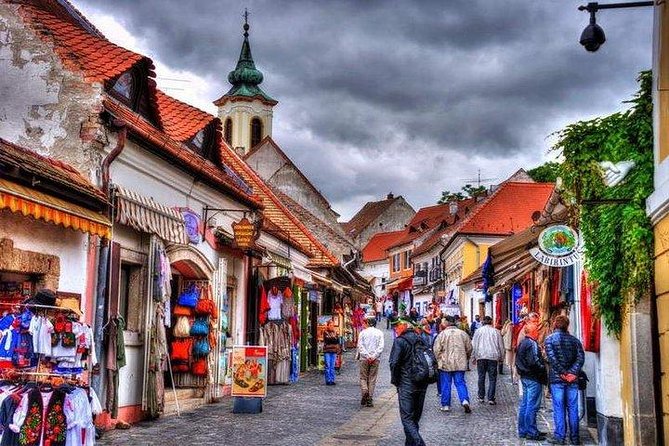 SzentEndre-SaintAndrew City Privately Shopping and Picturesque - Snacks, Tea or Coffee, and Water: Small Inclusions, Real Comfort
