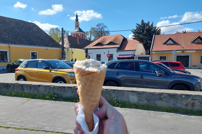 SzentEndre-SaintAndrew City Privately Shopping and Picturesque - Roman Beach Along the Danube: A Local Weekend Check-In